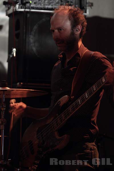 GODSPEED YOU! BLACK EMPEROR - 2015-04-22 - PARIS - Le Bataclan - 